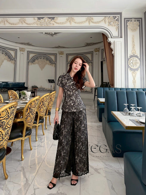 Premium Lace Collar Tops With Pleated Trousers